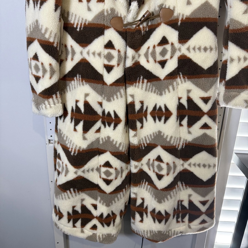 Shyanne Long Sherpa Coat Women's Medium Cream Southwestern Print Notch Lapel NWT - Picture 3 of 14